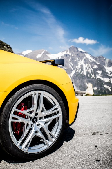 Fotocredits: Simon Rainer Felge eines gelben Audi R8